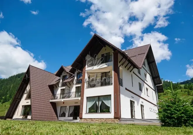 Pensiunea CASA DEL MONTE